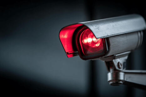 40 000 webcams visibles sur le Dark Web : comment se protéger des voyeurs ?